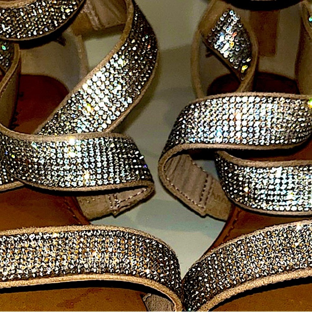 Amazing Condition/ Gladiator Rhinestone Strappy Sandles, Zigisoho size8.5 - Picture 9 of 10